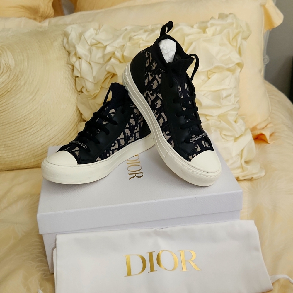 Walk N' Dior sneakers